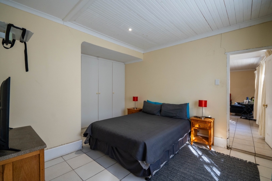 5 Bedroom Property for Sale in West Bank Eastern Cape